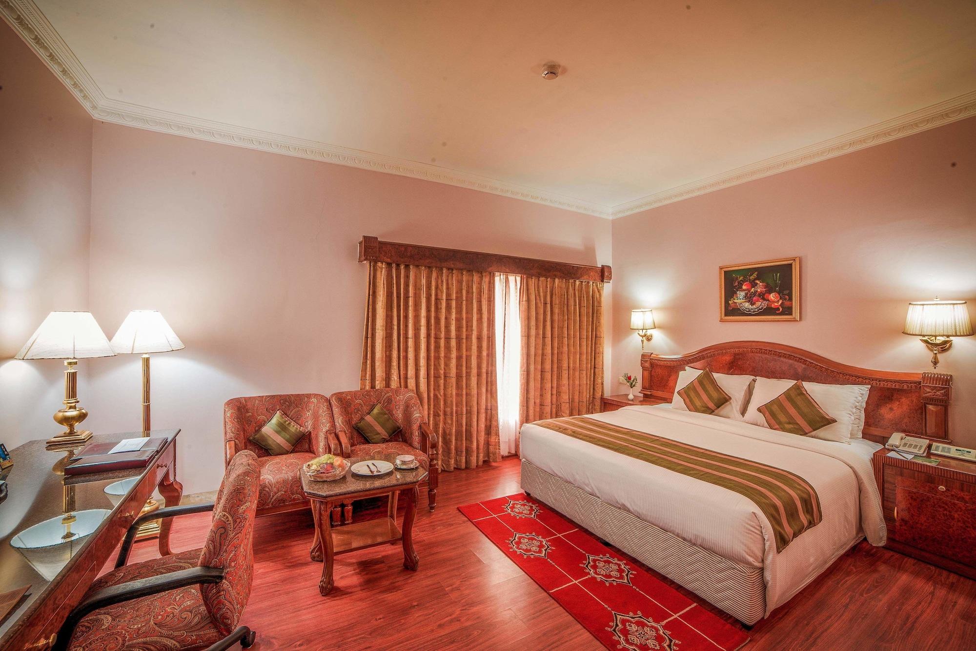Raj Park Hotel Madras Buitenkant foto
